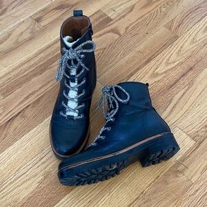 Black leather Lace-Up Boots